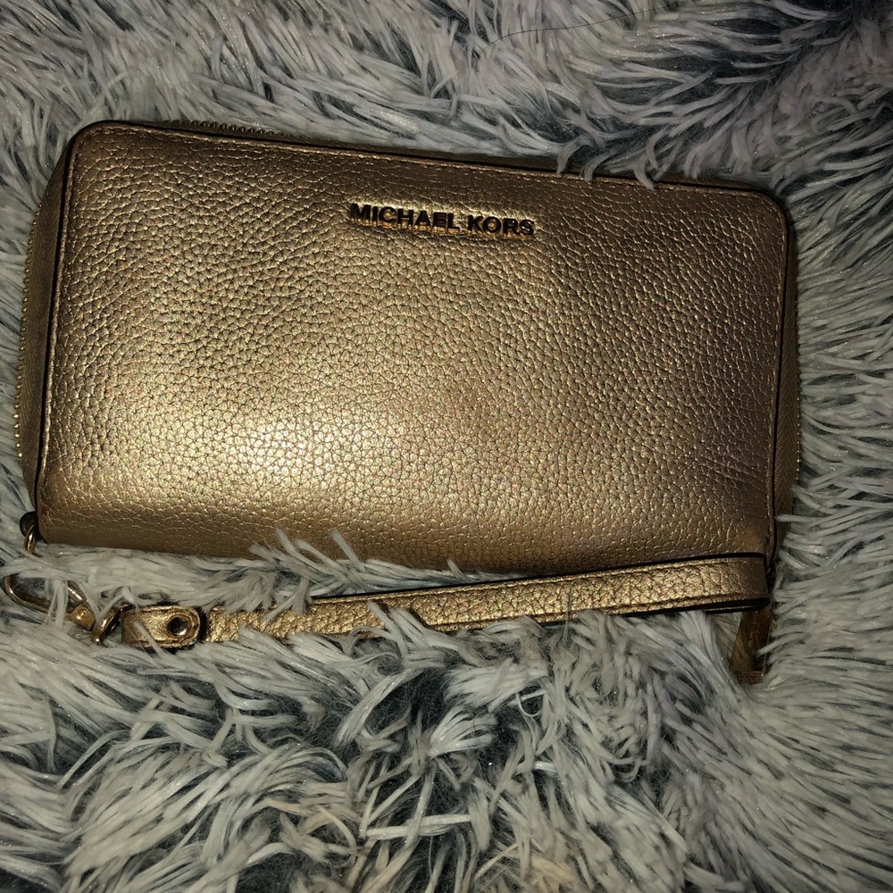 Micheal Kors wallet